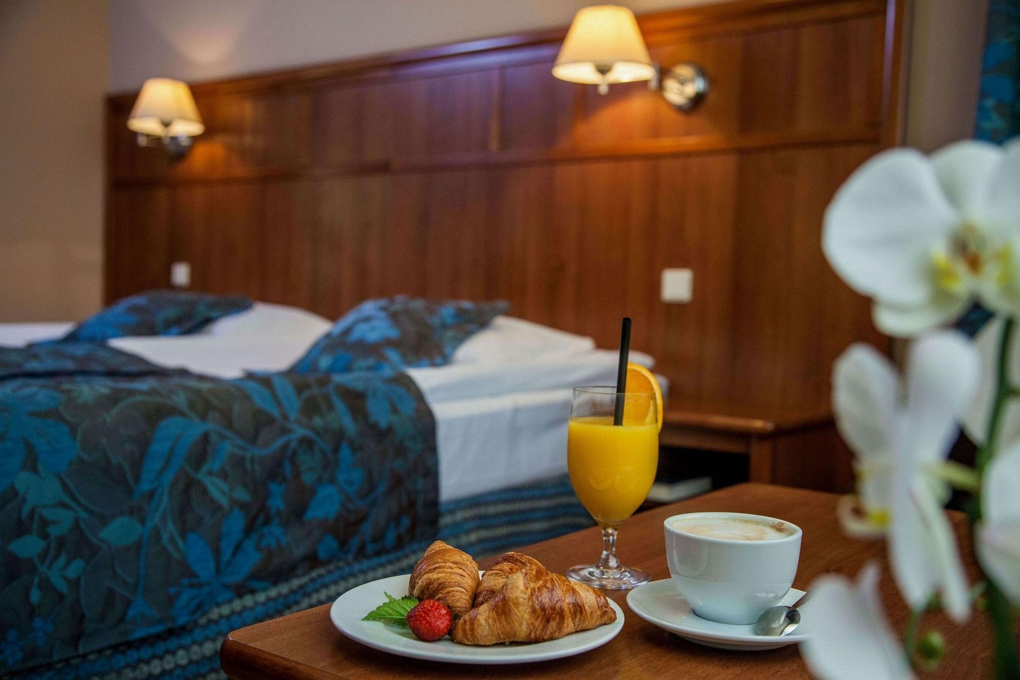 Farmona Hotel Business & Spa Krakow Dış mekan fotoğraf