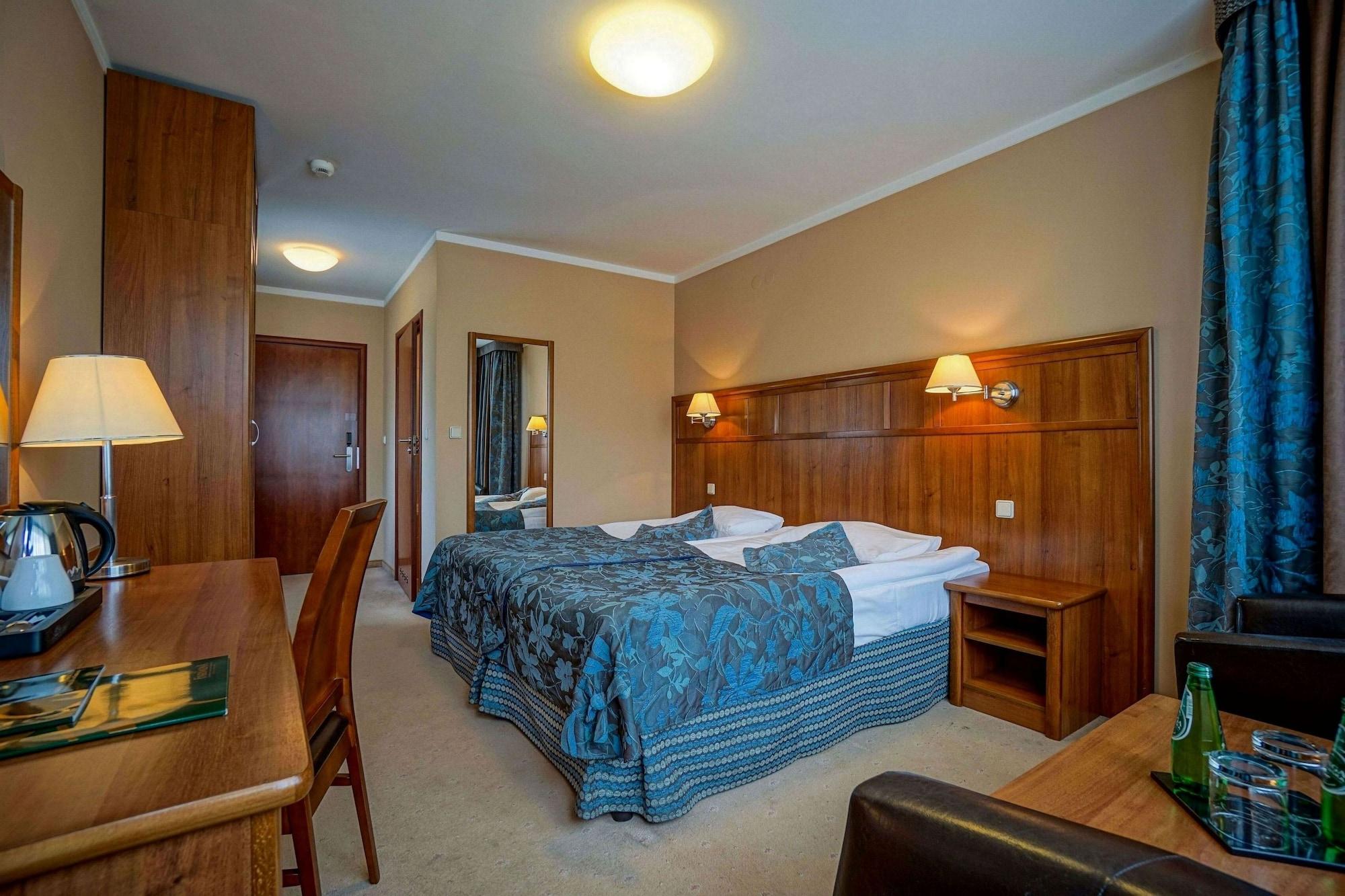 Farmona Hotel Business & Spa Krakow Dış mekan fotoğraf