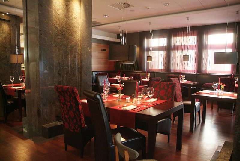 Farmona Hotel Business & Spa Krakow Restoran fotoğraf